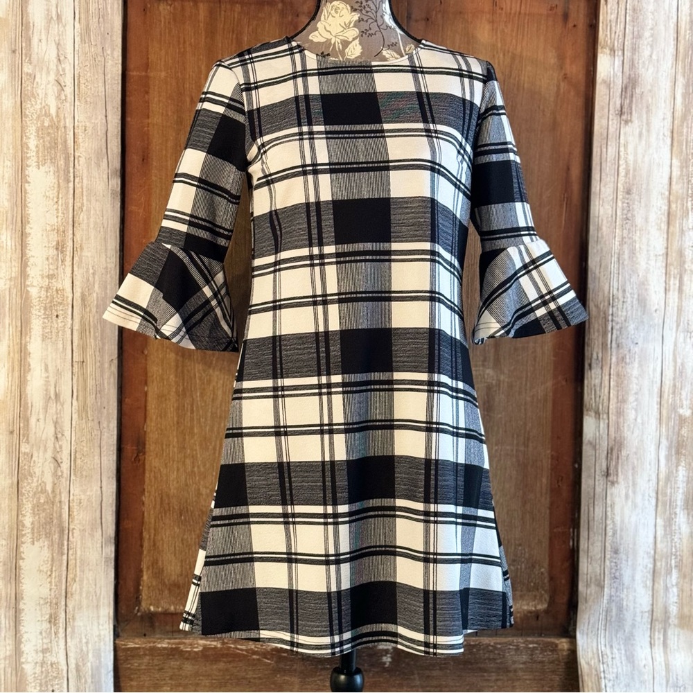 Black and white AX Paris plaid dress with flare 3/4 sleeves